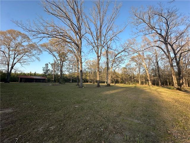348 ESTATE Drive, Pineville, LA 71360