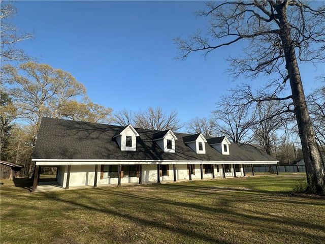 348 ESTATE Drive, Pineville, LA 71360