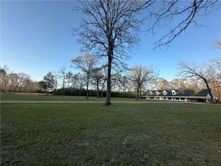 348 ESTATE Drive, Pineville, LA 71360