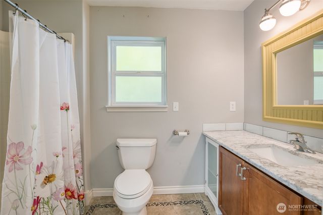 659 Chinook Avenue SE, Ocean Shores, WA 98569