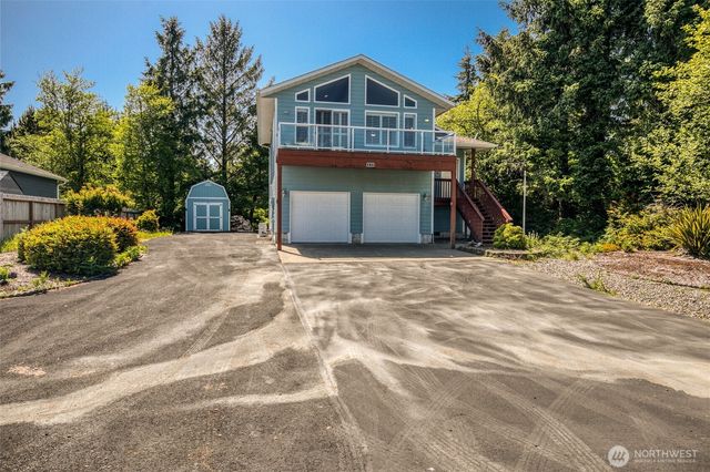 659 Chinook Avenue SE, Ocean Shores, WA 98569