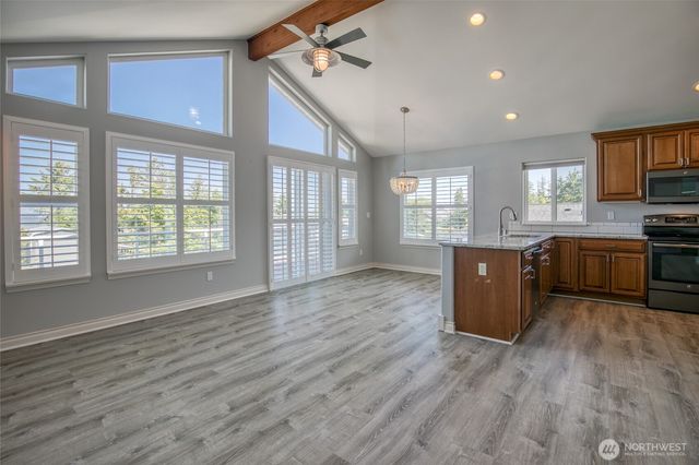 659 Chinook Avenue SE, Ocean Shores, WA 98569