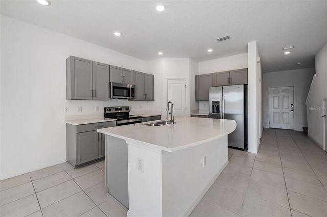 2419 PARAVANE WAY, Wesley Chapel, FL 33543