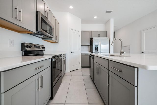 2419 PARAVANE WAY, Wesley Chapel, FL 33543