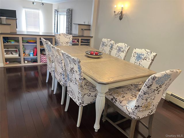 62 Pell Avenue, North Babylon, NY 11703