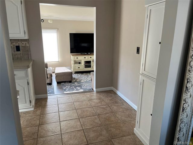 62 Pell Avenue, North Babylon, NY 11703