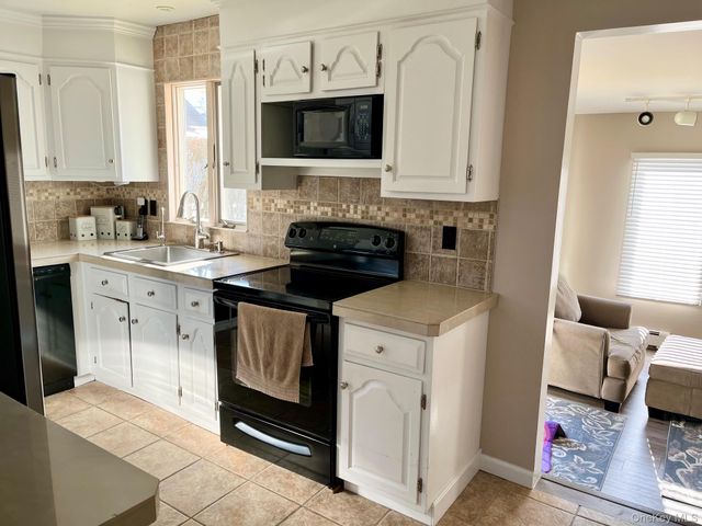 62 Pell Avenue, North Babylon, NY 11703