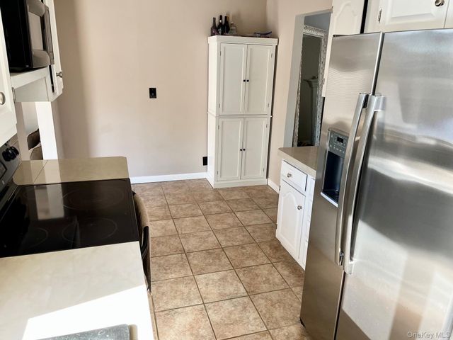 62 Pell Avenue, North Babylon, NY 11703