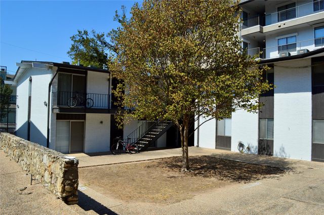 2612 Salado ST 114, Austin, TX 78705