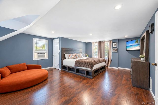 26 Melvin Avenue, West Hempstead, NY 11552
