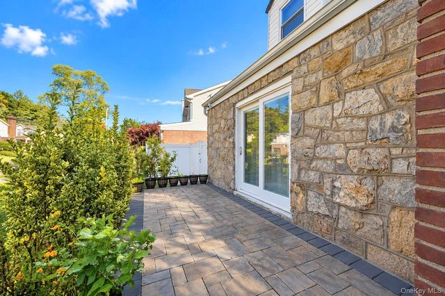 26 Melvin Avenue, West Hempstead, NY 11552