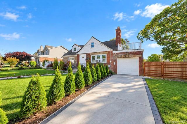 26 Melvin Avenue, West Hempstead, NY 11552