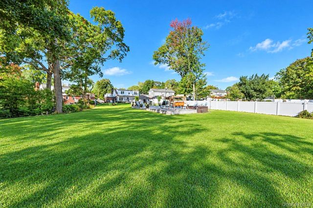 26 Melvin Avenue, West Hempstead, NY 11552