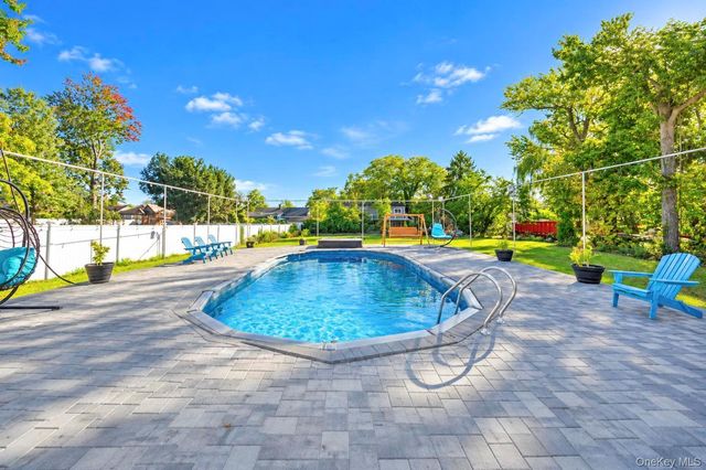26 Melvin Avenue, West Hempstead, NY 11552
