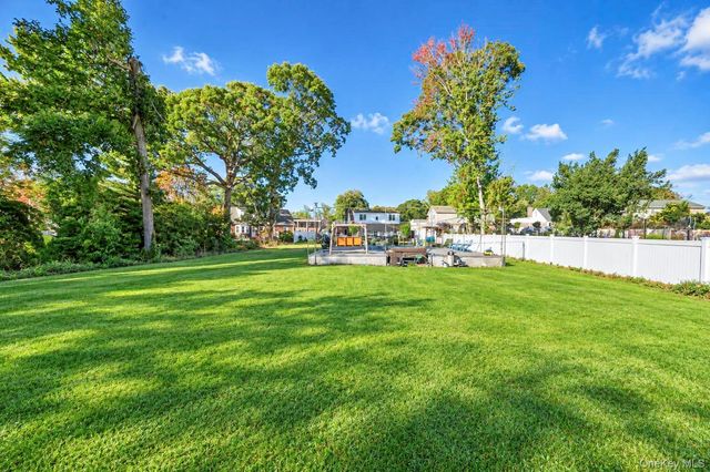 26 Melvin Avenue, West Hempstead, NY 11552