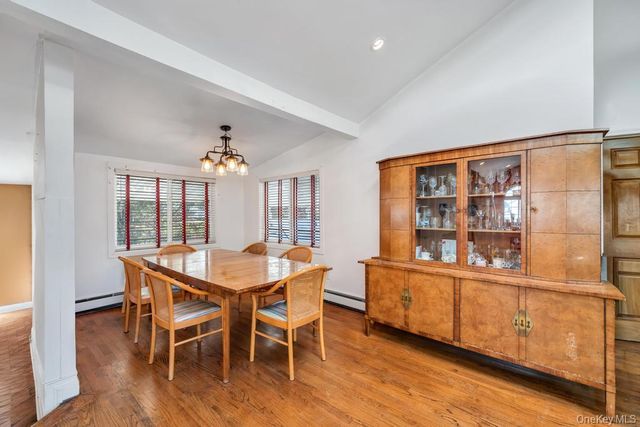 96 Rosedale Road, North Woodmere, NY 11581