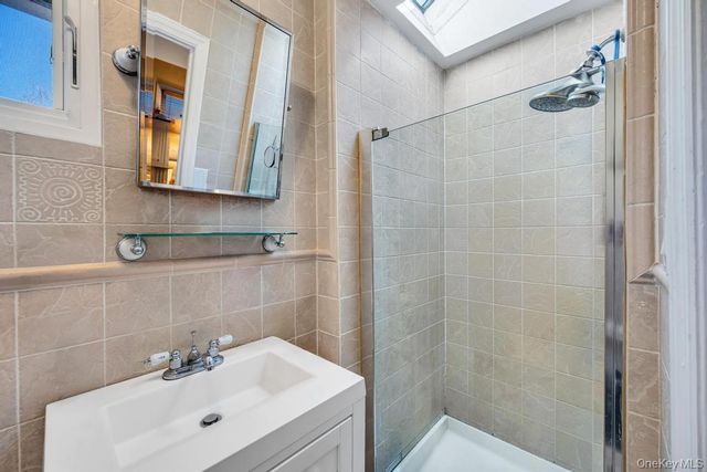 96 Rosedale Road, North Woodmere, NY 11581