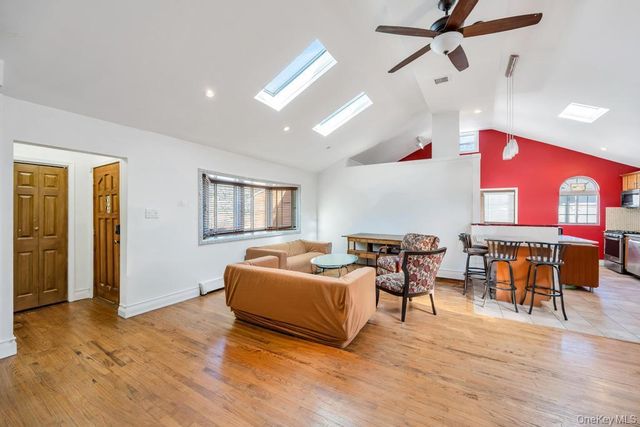 96 Rosedale Road, North Woodmere, NY 11581