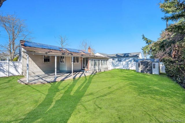 96 Rosedale Road, North Woodmere, NY 11581