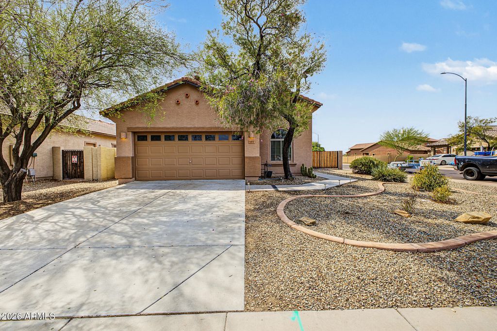 919 E RANDY Street, Avondale, AZ 85323 — photo 2