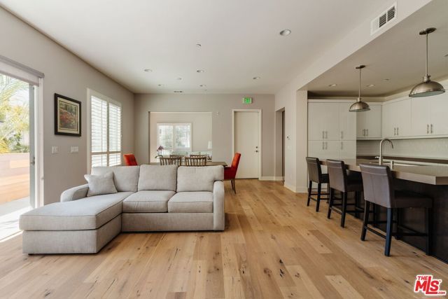 12655 Sandhill Lane 2, Los Angeles, CA 90094