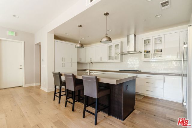 12655 Sandhill Lane 2, Los Angeles, CA 90094