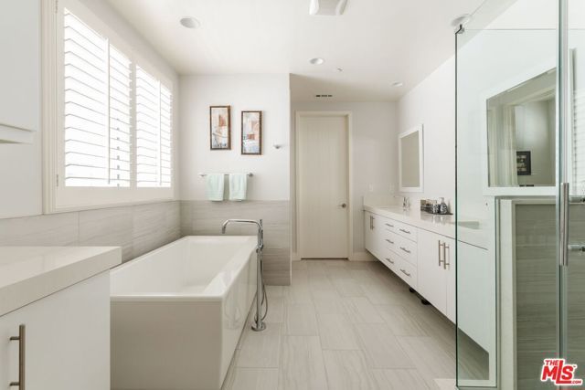 12655 Sandhill Lane 2, Los Angeles, CA 90094