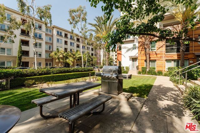 12655 Sandhill Lane 2, Los Angeles, CA 90094