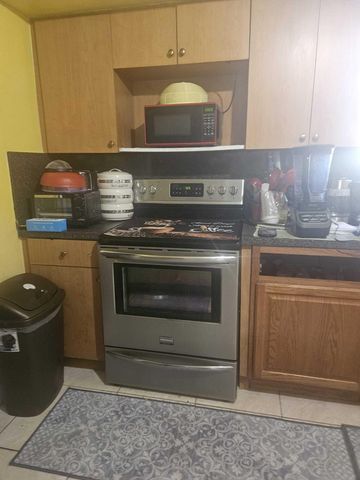 709 SW 4th Street, Hallandale Beach, FL 33009