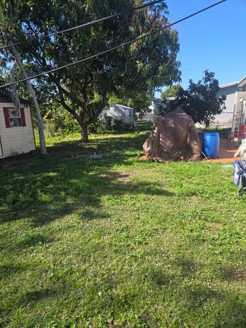 709 SW 4th Street, Hallandale Beach, FL 33009