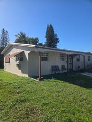 709 SW 4th Street, Hallandale Beach, FL 33009