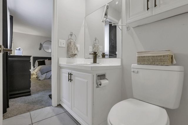 1330 Sequoia Lane, Heath, OH 43056