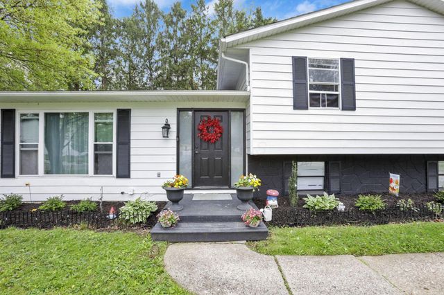 1330 Sequoia Lane, Heath, OH 43056