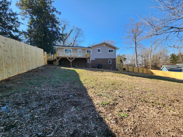 317 Signal Drive, Rossville, GA 30741