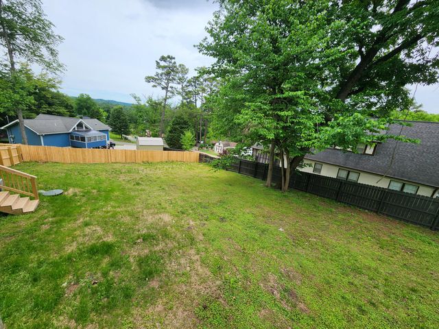 317 Signal Drive, Rossville, GA 30741