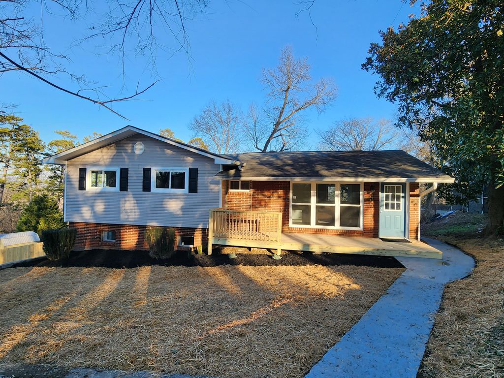 317 Signal Drive, Rossville, GA 30741