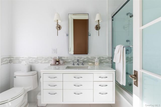 143 Heather Lane, Mill Neck, NY 11765