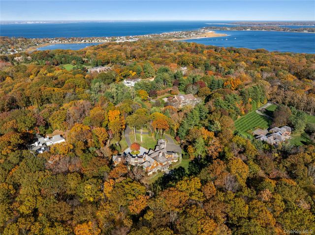 143 Heather Lane, Mill Neck, NY 11765