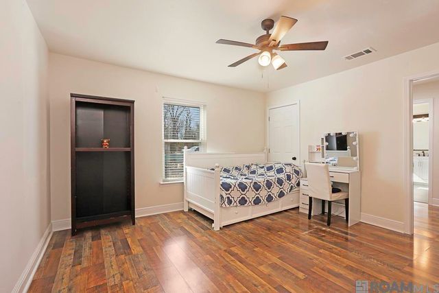 16290 Oakridge Dr, Prairieville, LA 70769