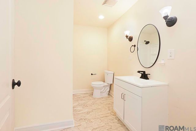 16290 Oakridge Dr, Prairieville, LA 70769