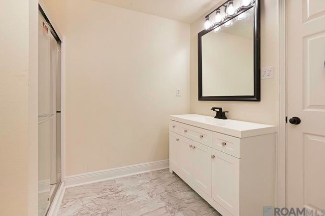 16290 Oakridge Dr, Prairieville, LA 70769