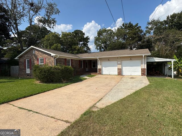 106 Scarborough Road, Centerville, GA 31028