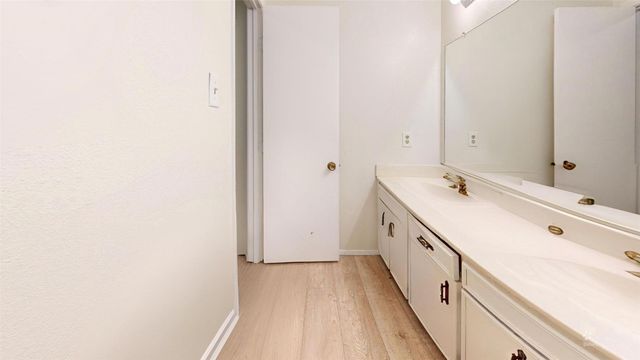 654 Harvest Hill Street, Lewisville, TX 75067