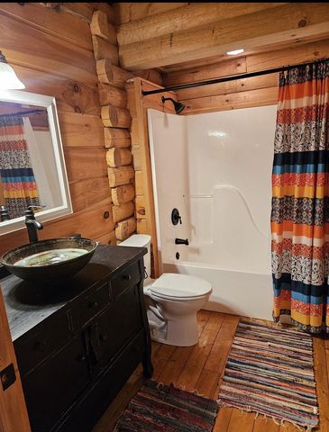 3118 2nd Court, Oxford, WI 53952