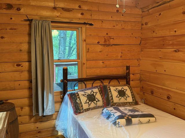 3118 2nd Court, Oxford, WI 53952
