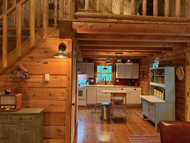 3118 2nd Court, Oxford, WI 53952