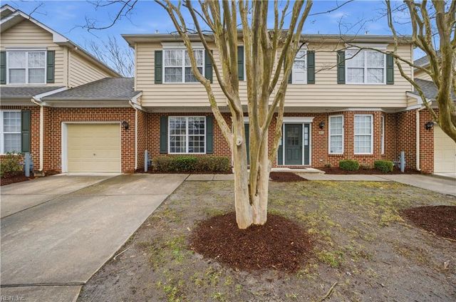 5836 Echingham DR, Virginia Beach, VA 23464