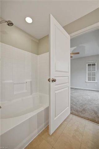 5836 Echingham DR, Virginia Beach, VA 23464