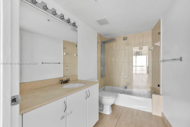 1750 N Bayshore Dr 4801, Miami, FL 33132