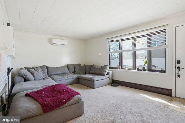 5 THIMBLEBERRY LN, Levittown, PA 19054